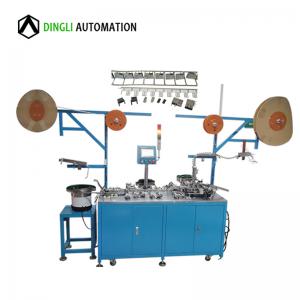 Автоматична машина за свързване на USB конектор