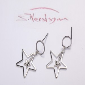 сребърна обица