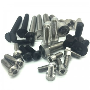 Титанов болт и винт