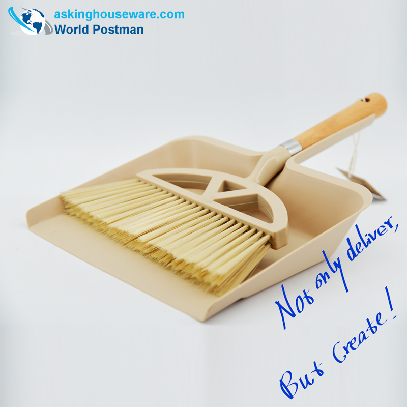 Мрежа за плаж с четка на Akbrand Square Dustpan Brush