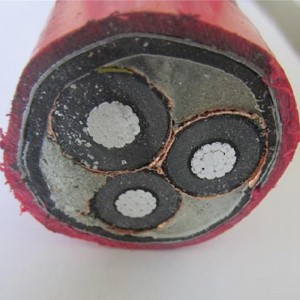 Средно напрежение 11KV 3-ядрен брониран кабел / PVC Swa електрически кабелен стоманен проводник