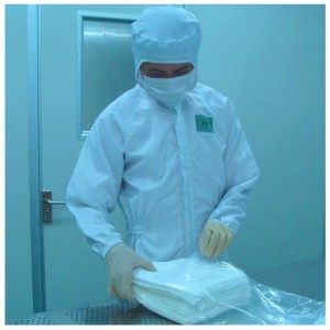 Компанията TOWER за облекло предоставя услуга за персонализиране на антистатични дрехи