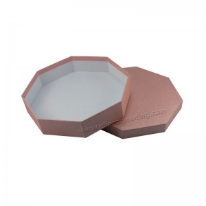 Специална кутия бонбони шоколад сладка подаръчна кутия