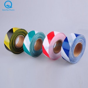 Жълто / черно, бяло / черно предупредителна лента; синьо / бяло, зелено / бяло, оранжево / бяло барикадно лента; Червена / бяла, червен...