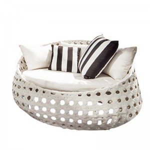 Луксозни градински шезлонги рециклиращи мебели на открито