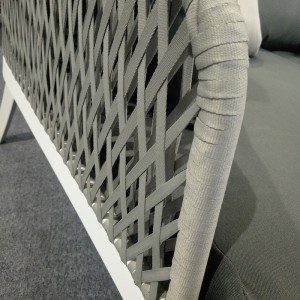 Двойно обзавеждане от мека мебел от ратан на открито