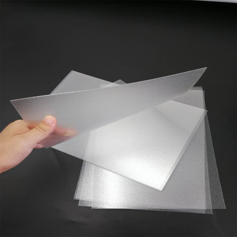 Гореща разпродажба 1.0 мм гъвкав водоустойчив прозрачен матиран полиестер PET пластмасов лист филм за сгъваема кутия
