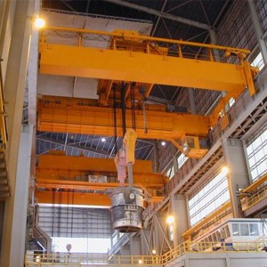 Кастинг надземен кран