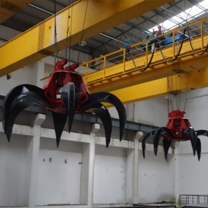 Двоен носещ кран с грайфер