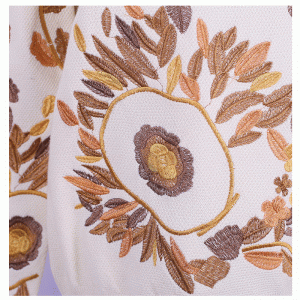 Пуловер с вълнен пуловер с дамски дизайн по цветен дизайн