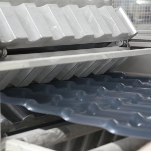 PVC покривни плочки пластмасови строителни материали