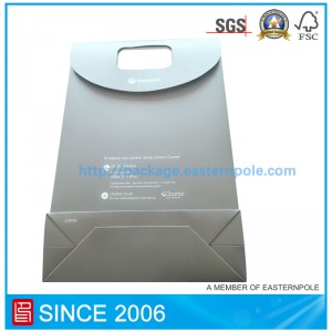 Огънете хартиената торбичка с велкро запечатване