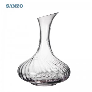 Ръчно издухан без оловен кристал наклонен висококачествен декантер за вино от пуйка