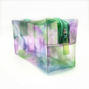 PVC козметична чанта2