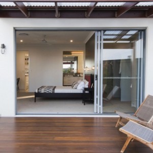 Множество плъзгащи се врати