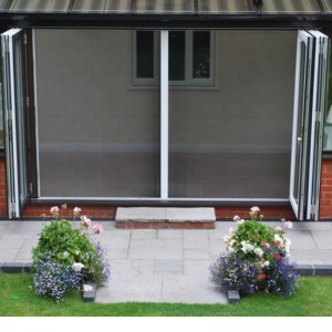 Екран на екрана с алуминиеви мрежи