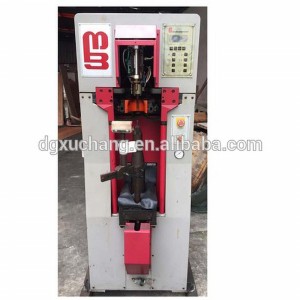 MOLINA Bianchi MARK8 Машина с автоматична седалка за пети от цимент, използвана за производство на обувки