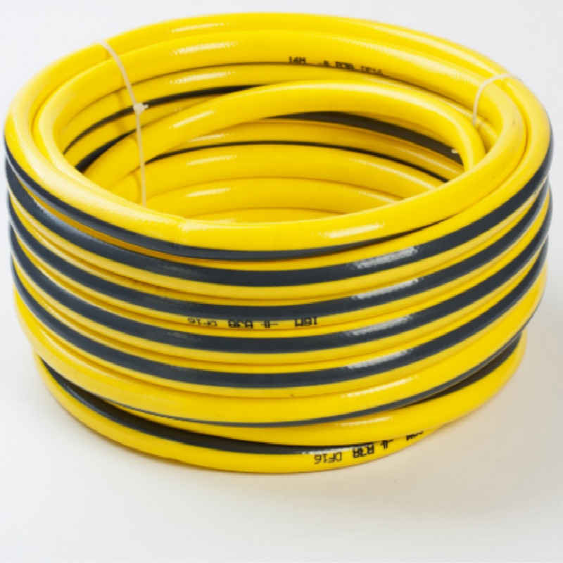 Цветни гъвкави оплетени от влакна подсилват пластмасов пвх градински маркуч за вода