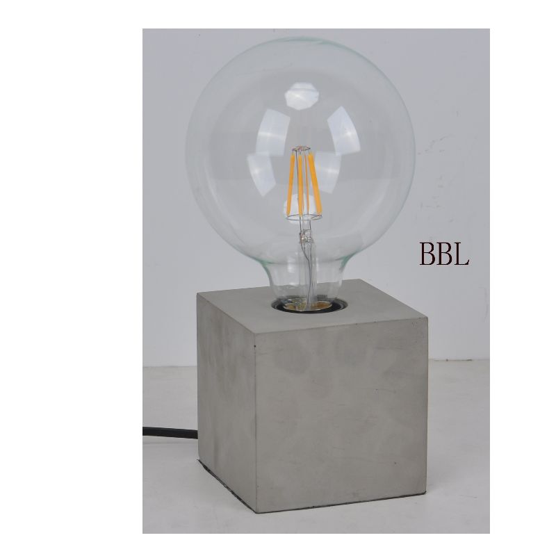 Лампа за маса с квадратна бетонна основа