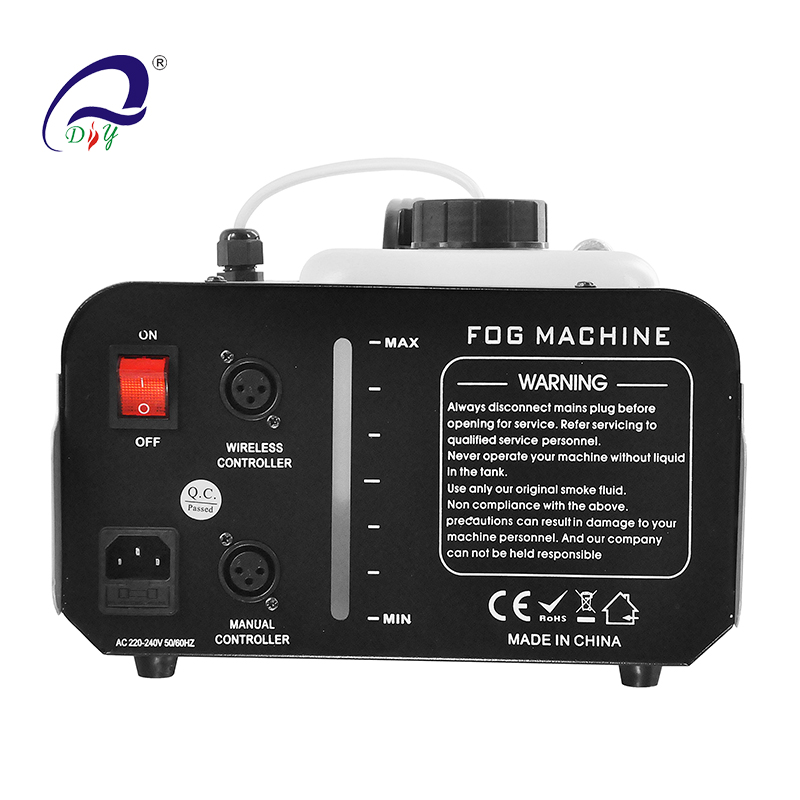 F-4 1500W Машина за дим за парти
