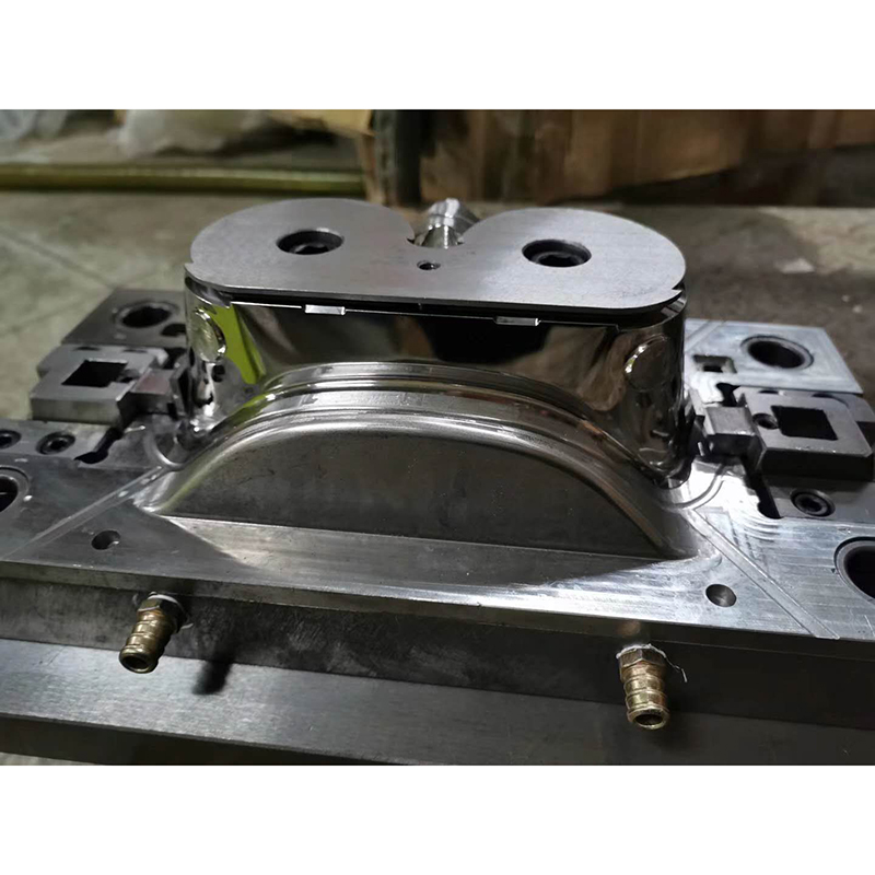 Форма за пистолет с термометър