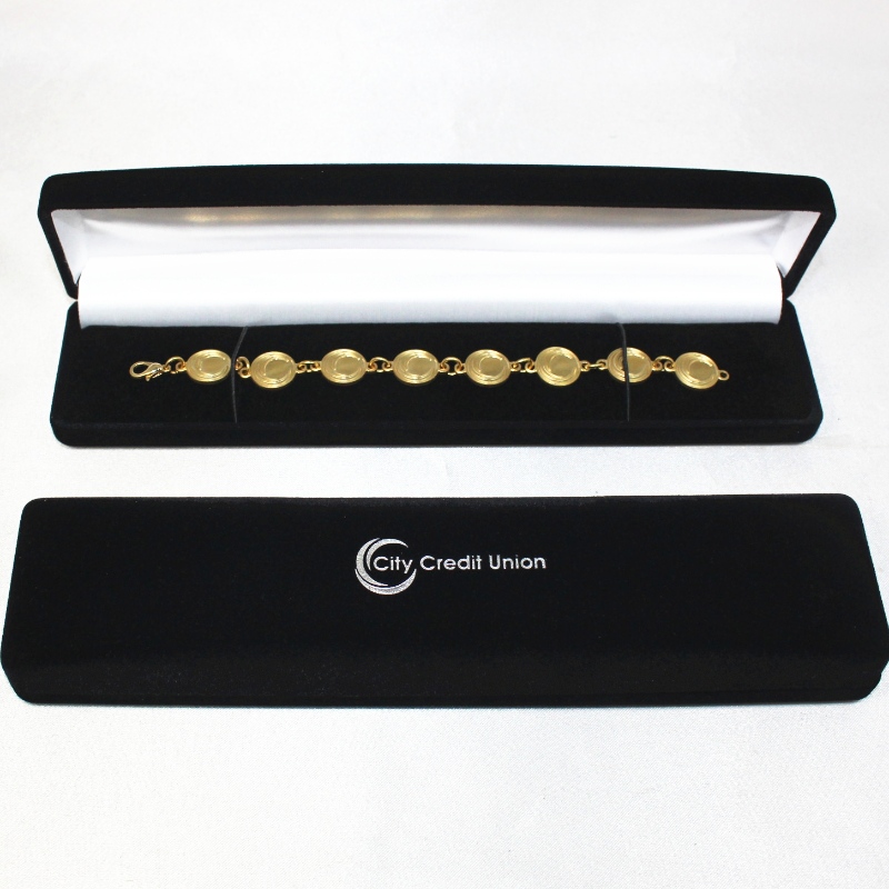 D-11 по поръчка на едро черно кадифена кутия за значка и колие