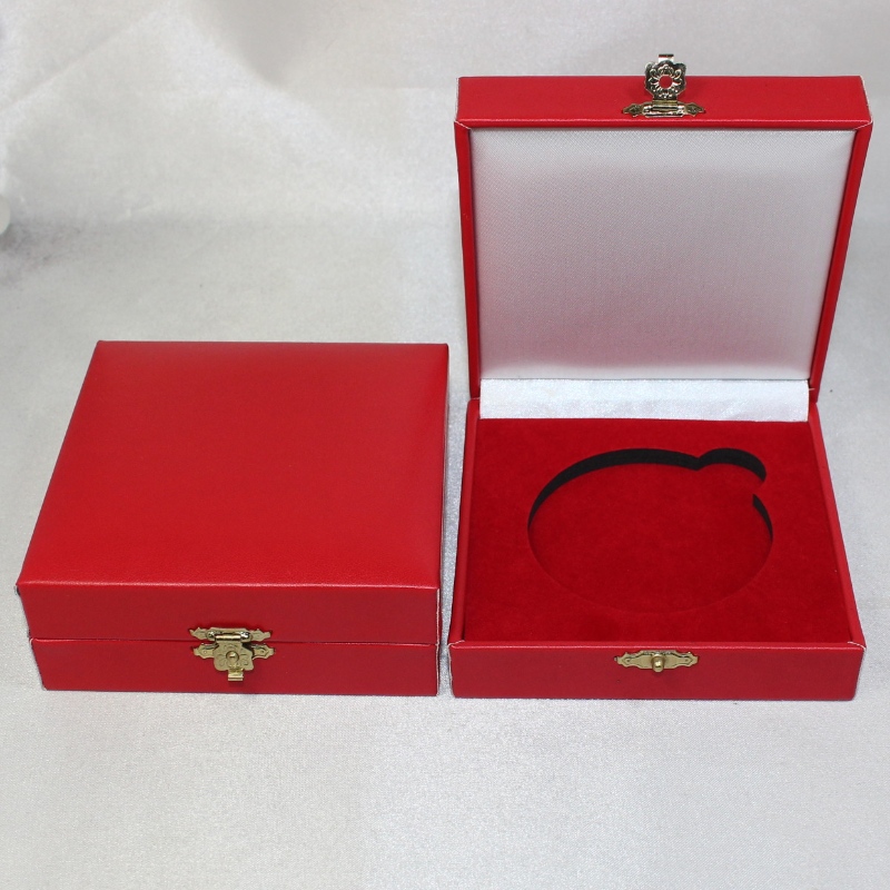 Елемент V-06L квадрат Пластмасови листни хартиени кутии за 60-80 mm монети, медал и т.н. mm.100*100*40, тегло около 110г