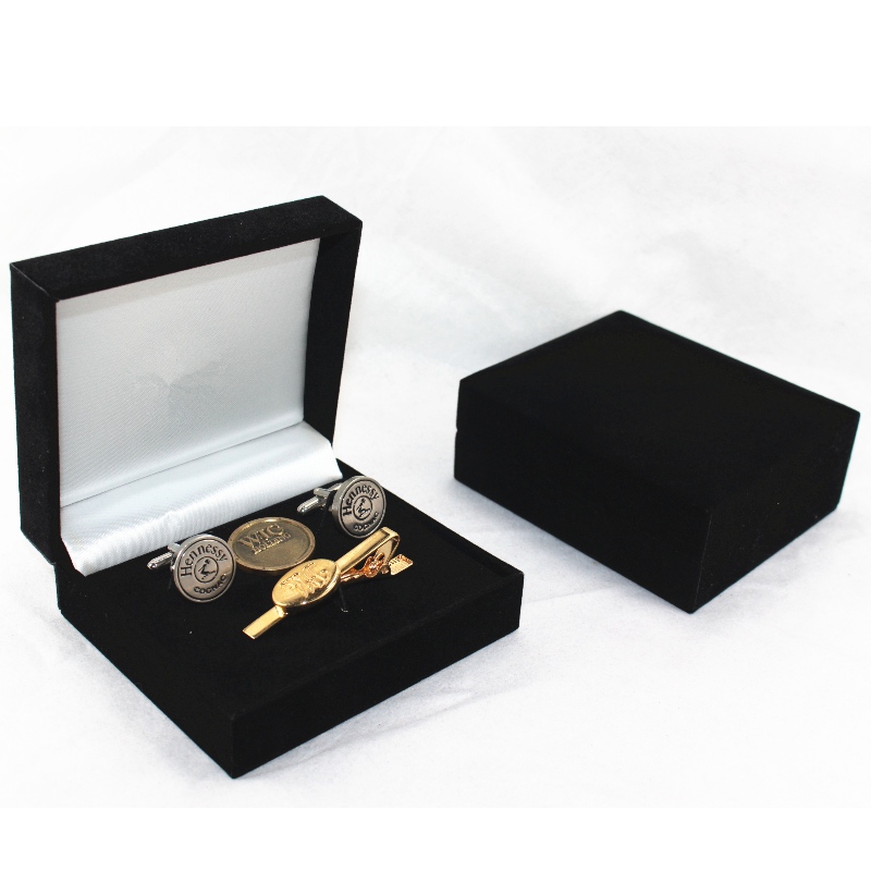 Позиция V-09 правоъгълник Кожа за кожа от хартия за монета 50-60 мм, ръкавели, щипка за вратовръзка, значка и т.н. мм. 98 * 84 * 38, тегло окол...