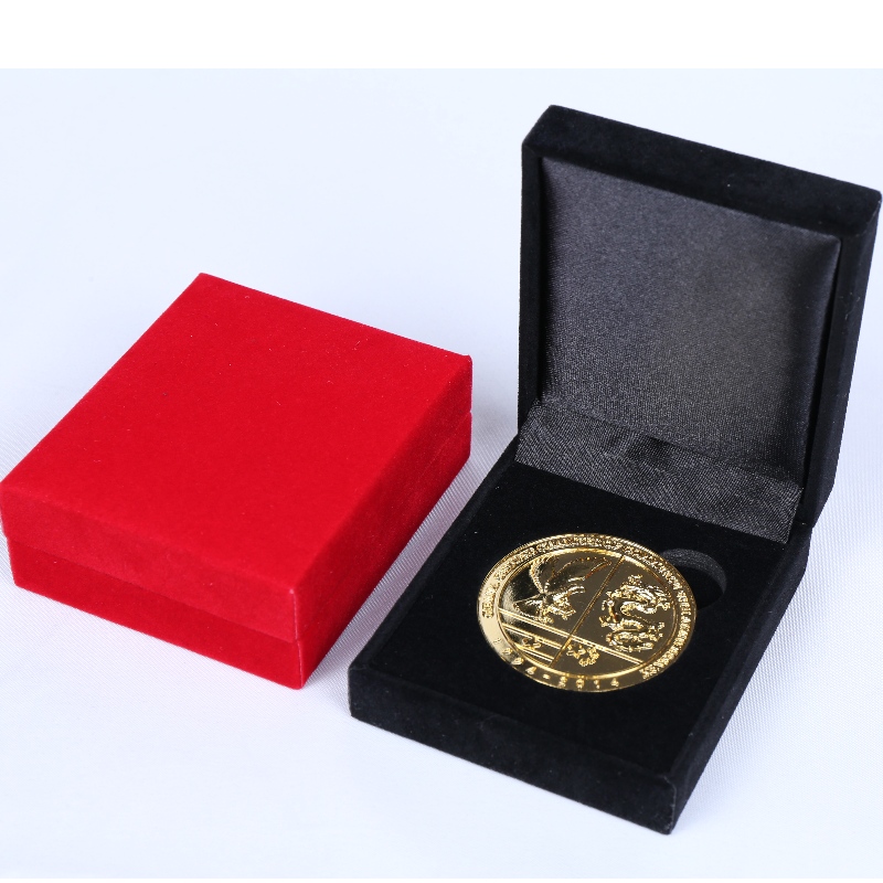 Артикул V-17 квадратна кожа от хартия за кутия за монета 45 * 53 мм, значка, копчета за ръкавели, клип за портфейл и др. 68 * 80 * 30, тежести о...