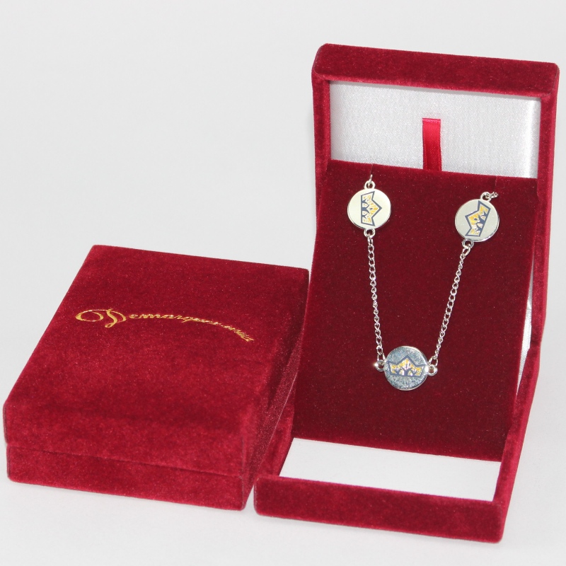 Артикул V-17L квадратна кожена PU кутия за медал 65 * 90 мм, значка, монета и т.н. мм. 80 * 110 * 34, тежести около 90гр