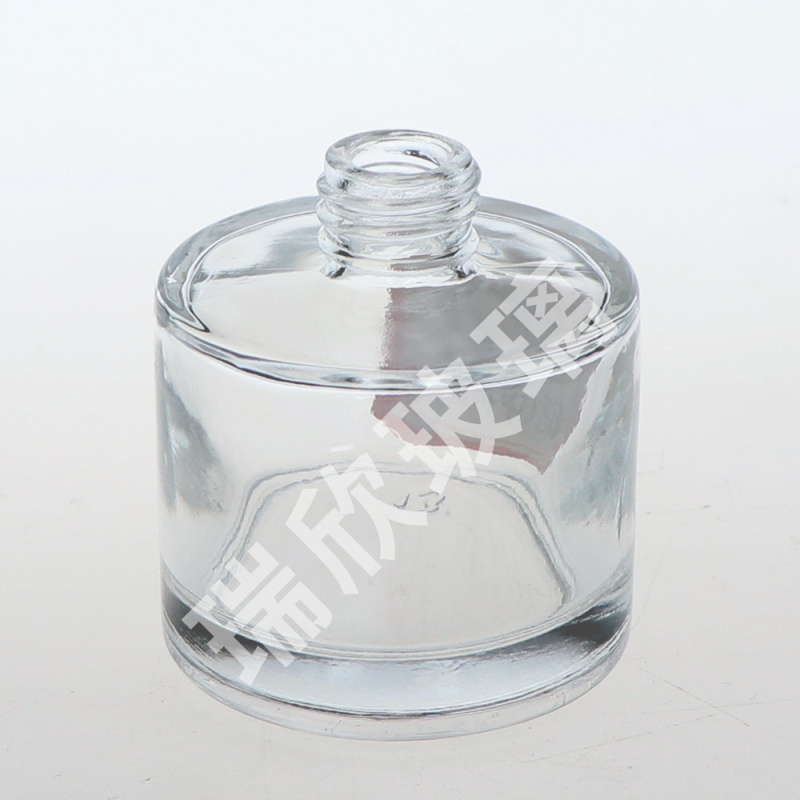 100мл стъклена бутилка дифузьор с тръби с кръгла форма