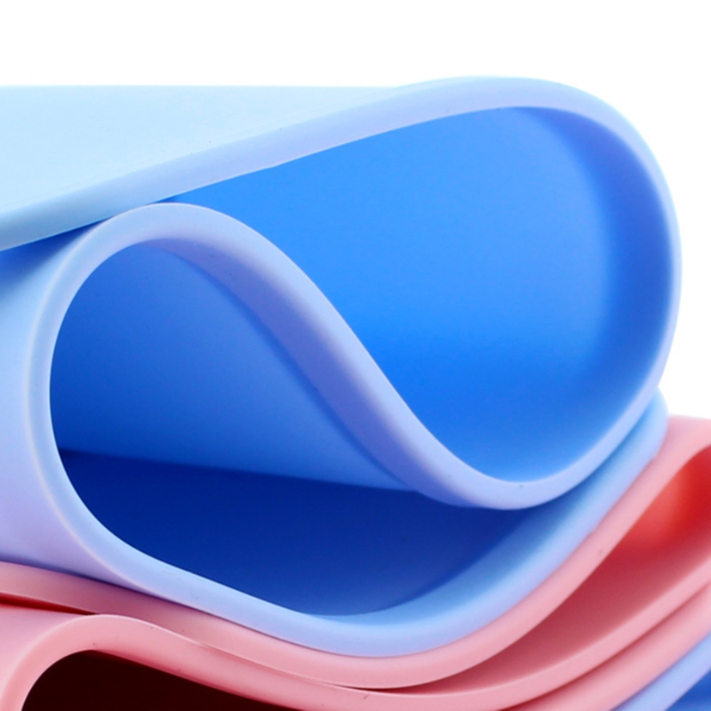 Дебела любов Картонски плакат