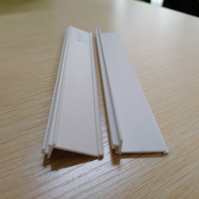 Китайски производител за pvc l канал профил pvc лента pvc l форма профил за декорация на сграда