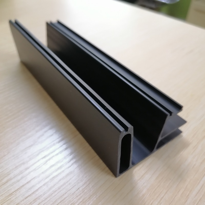 Потребителски производител на pvc профил в Китай