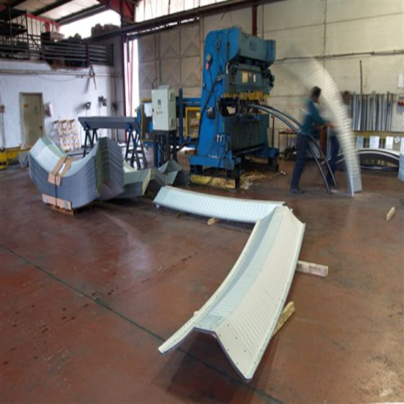 Линия за производство на многофункционални гайки и болтове без греди