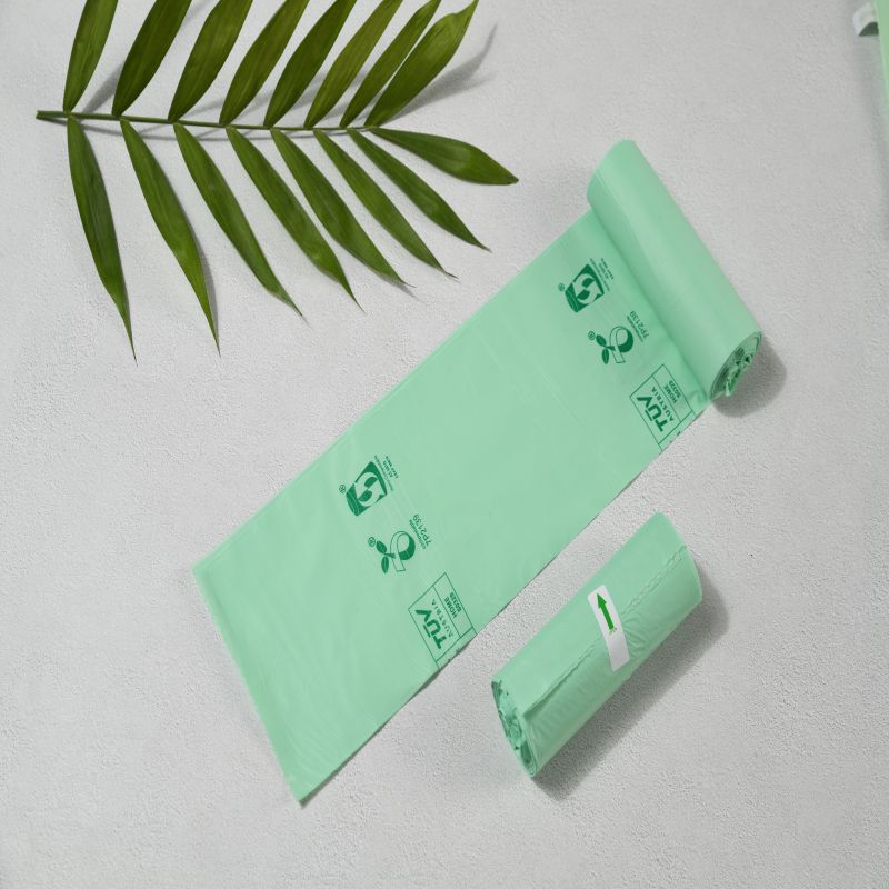 царевично нишесте на основата на биоразградими 100% компостируеми торбички за боклук на руло