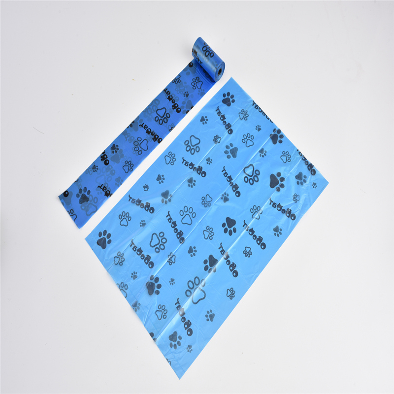 Композираща биоразградима торбичка за изпражнения от домашни любимци