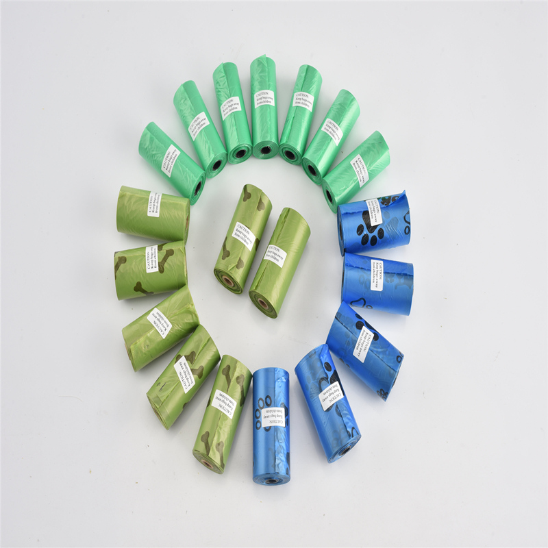 Композираща биоразградима торбичка за изпражнения от домашни любимци