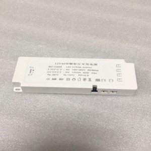 светодиоден захранващ драйвер с постоянен волтажен захранващ драйвер за релсова светлина 12V 60w