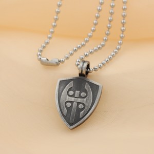 Едро от неръждаема стомана с античен черен висулка Италия Колие