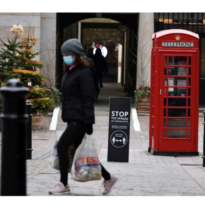 Гледането на правилата за заключване на заключването на COVID \\\