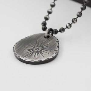 Антична черна огърлица Сияйна звездна висулка от неръждаема стомана кръгла огърлица