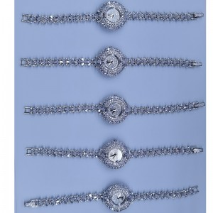 Сребърен часовник