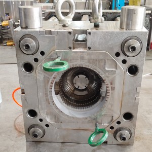 По поръчка чуждестранни пластмасови изделия автомобилни и битови уреди пластмасови инжекционни форми