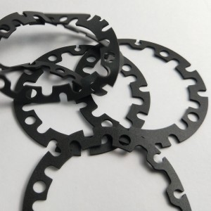 Пламък забавящ амортисьор Poron le-32 пяна черен запечатваща пяна насипни пяна на едро