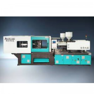 Двойна форма на цветна инжекция