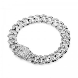 Тел хип-хоп е пълен с бормашини гривни