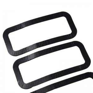 Пламък забавяща PE водоустойчива пяна квадратна черна пяна 30 ~ 45 градуса компресия xpe водоустойчива пяна