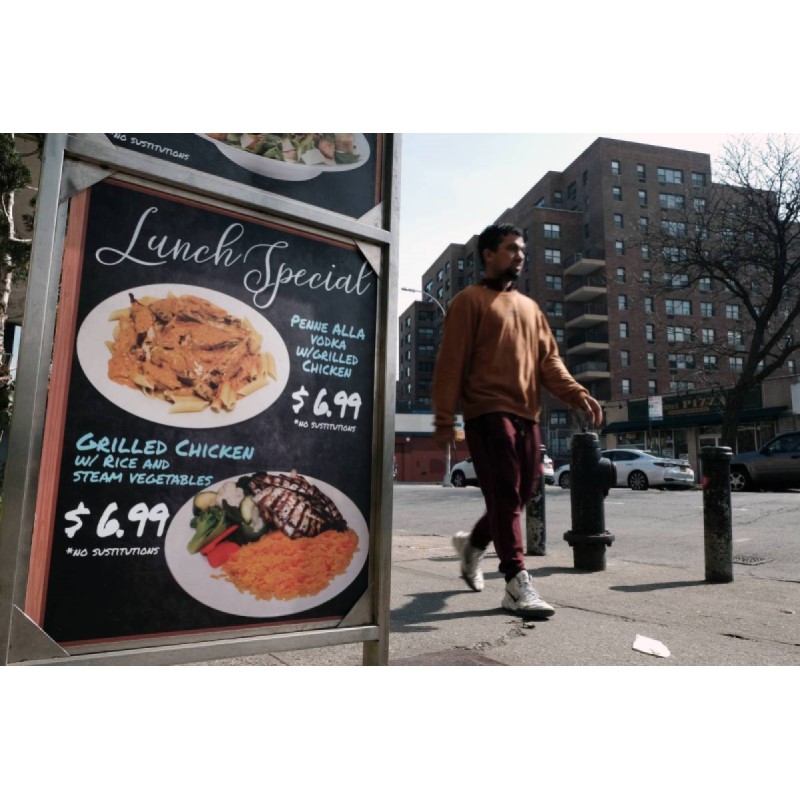 Американската инфлация достига свежи 40-годишен високо по-напред