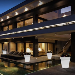 Външна светодиодна пластмасова светлини с малки цветни саксии (16 режима, димируеми, IP68 водоустойчиви) Дистанционно управление на...